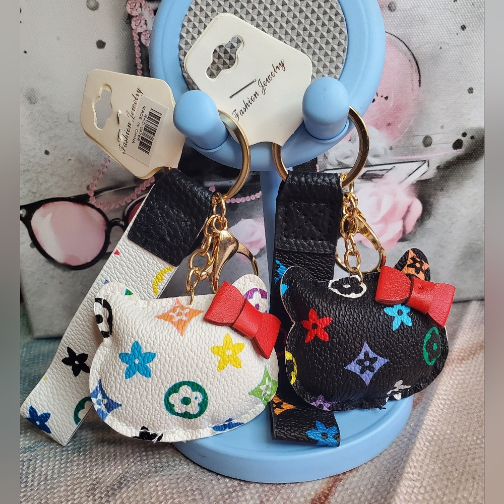 Bag charm Cat Keychain w/Red Bows NWT